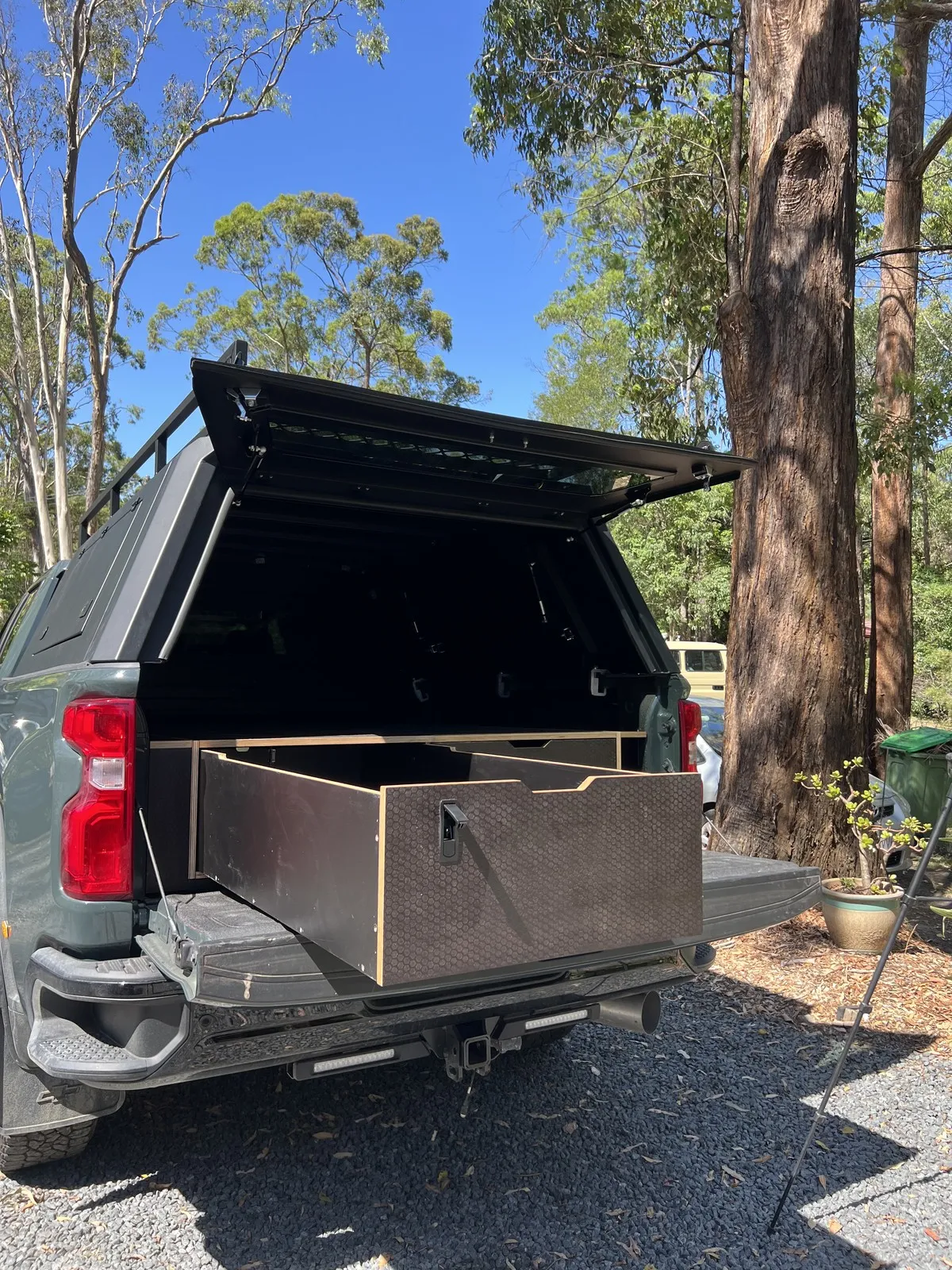 Russell H.'s Chevrolet Silverado fit-out