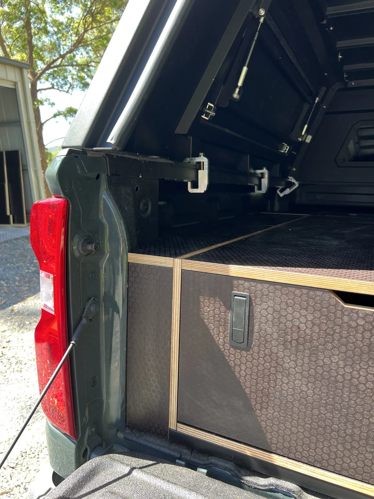 Russell H.'s Chevrolet Silverado fit-out
