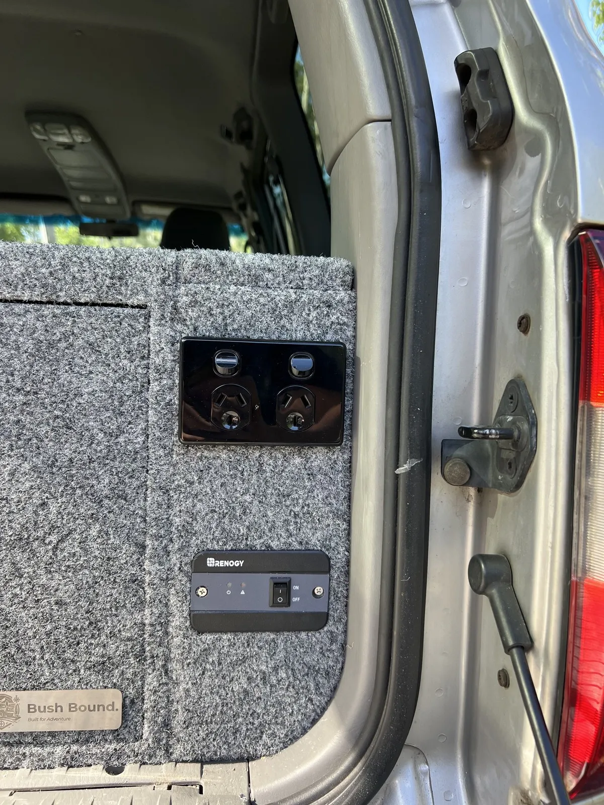 Jai G.'s Toyota Land Cruiser 100 Series fit-out - photo 5