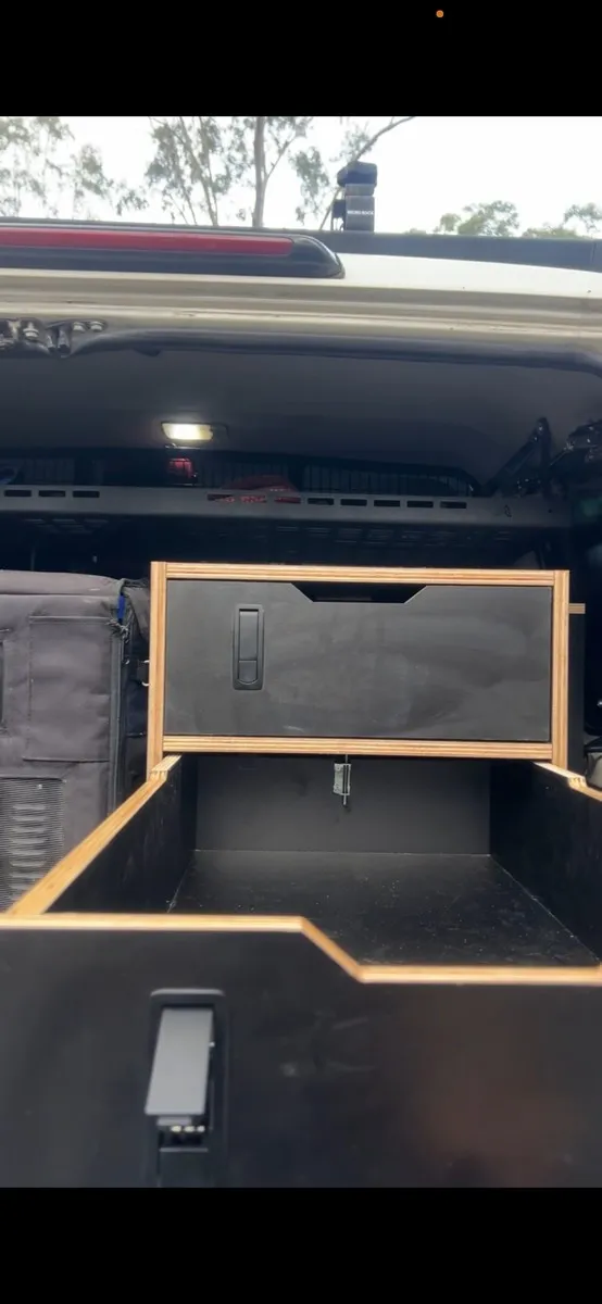 Jacob H.'s Toyota Land Cruiser 76 Series fit-out - photo 5