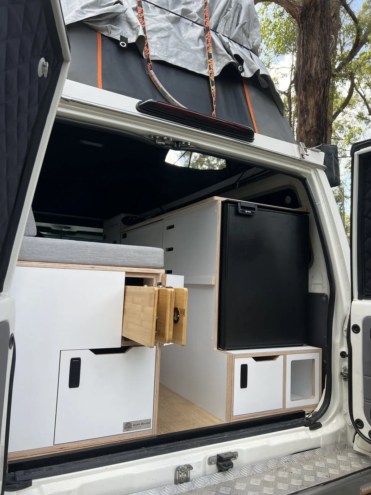 Norman H.'s Toyota Land Cruiser Troop Carrier (Troopy) fit-out