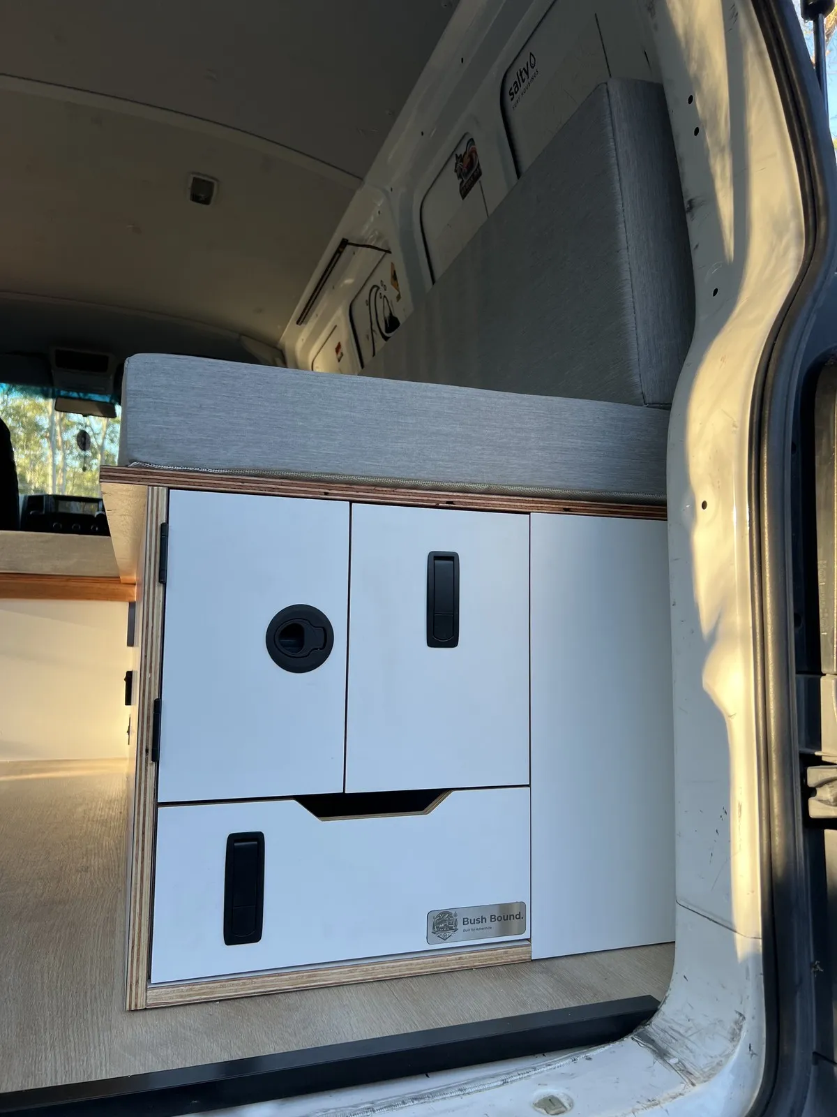 Luke W.'s Volkswagen Transporter fit-out - photo 5